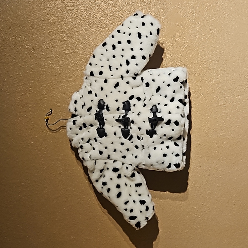 Disney 101 dalmatians cruella jacket With Black Spots On White, Fuzzy Fake Fur